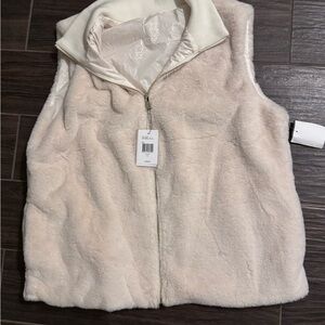 Guess Cream Fuzzy Reversible Vest